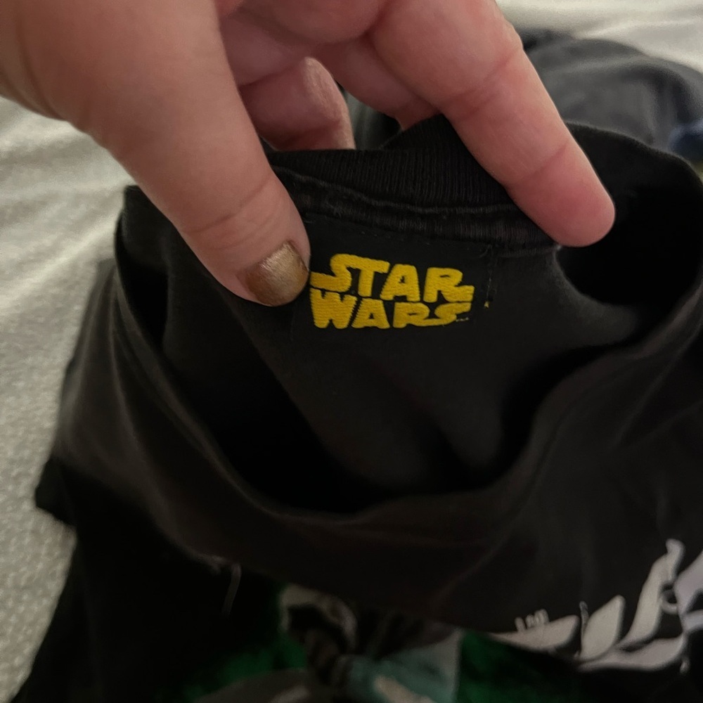 Star Wars XL Unisex Black Graphic Tee with Yoda Print - Picture 3 of 5
